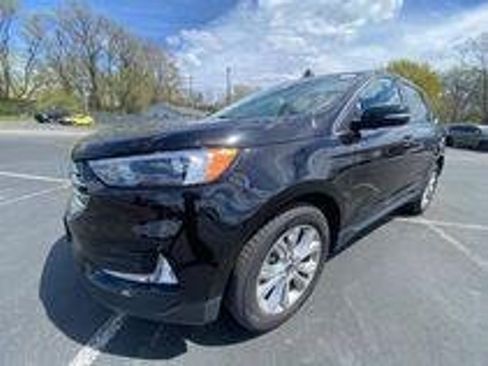 Used 2024 Ford Edge Titanium AWD/4WD image 7