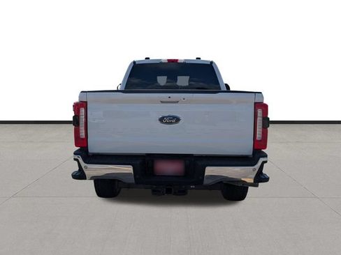 Used 2025 Ford F250 Lariat w/ FX4 Off-Road Package AWD/4WD image 6