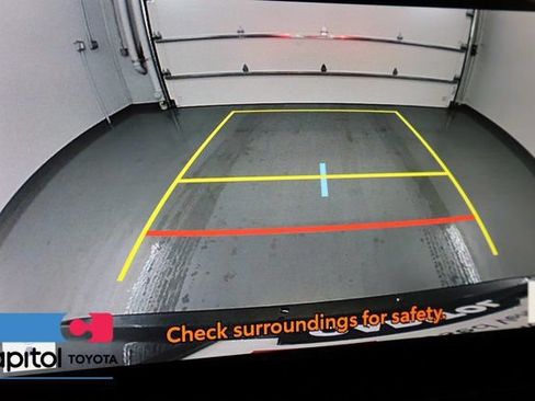 Used 2025 Toyota RAV4 XLE AWD/4WD image 24