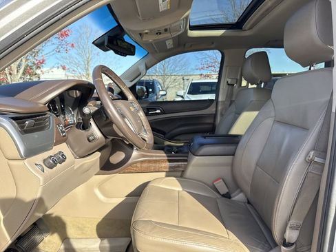 Used 2016 Chevrolet Tahoe LT w/ Luxury Package image 11