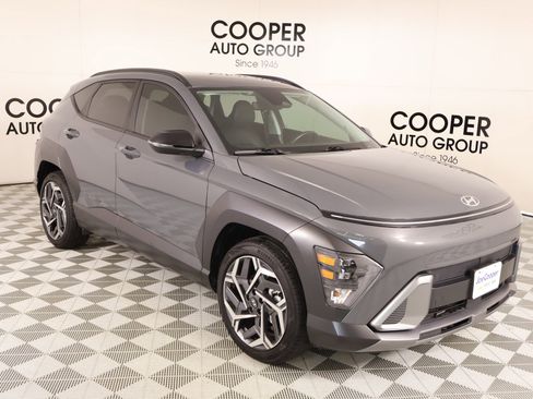 Used 2026 Hyundai Kona SEL Premium FWD image 1
