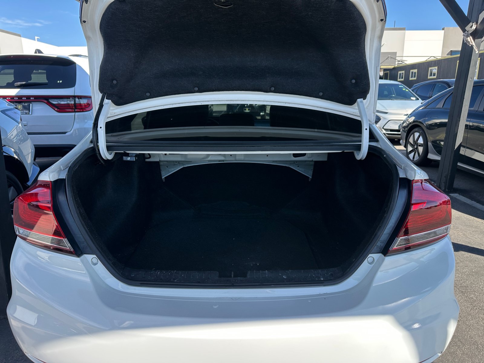 Used 2015 Honda Civic SE image 24