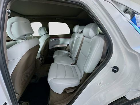 New 2026 Genesis GV70 2.5T Advanced image 17