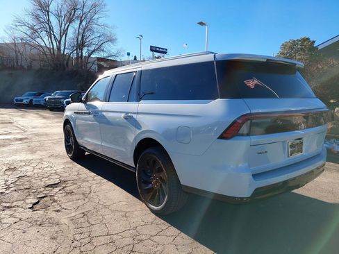 New 2025 Lincoln Navigator L Black Label image 6