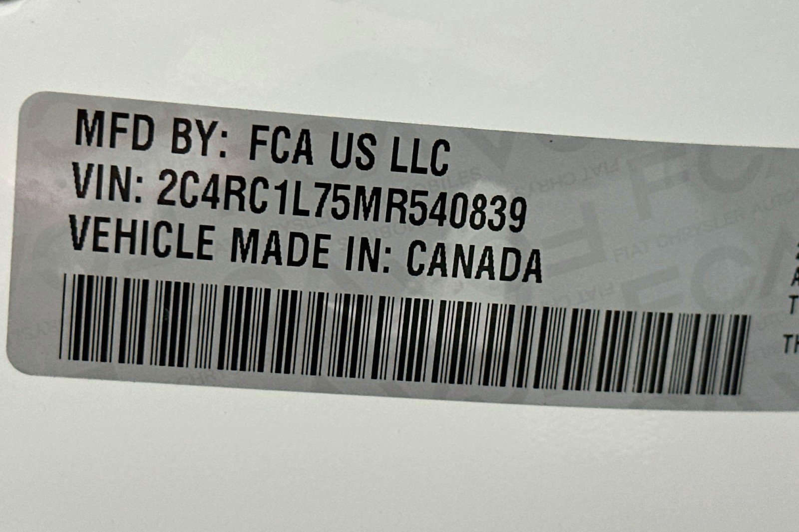Used 2021 Chrysler Pacifica Touring-L w/ Uconnect Theater Family Group FWD image 25