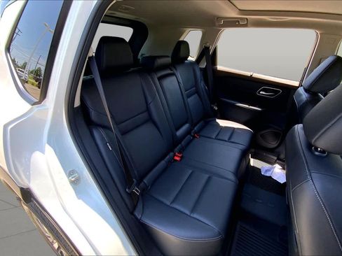 Used 2021 Nissan Rogue SL w/ Premium Package FWD image 18