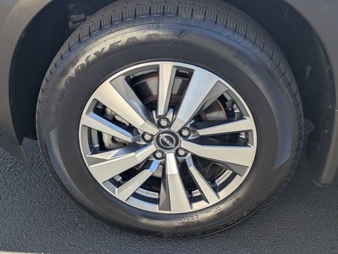 Used 2023 Nissan Pathfinder SL image 11