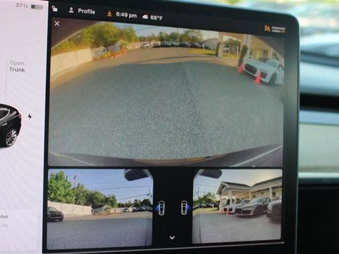 Used 2018 Tesla Model 3 Mid Range RWD image 18
