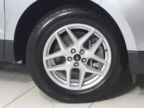 Used 2024 Ford Edge SEL w/ Convenience Package image 13