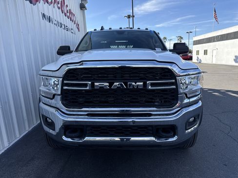 Used 2020 RAM 4500 Tradesman w/ Chrome Appearance Group image 17