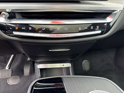 New 2025 Cadillac Lyriq Luxury image 26