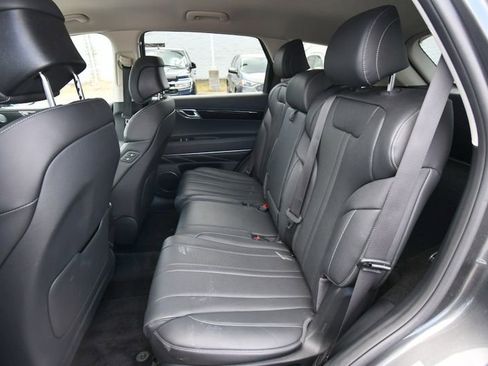 Used 2025 Genesis GV80 2.5T Standard AWD/4WD image 17