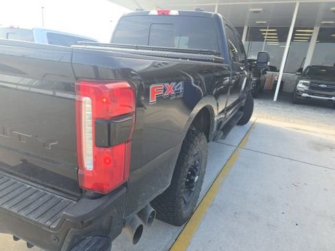 Certified 2023 Ford F250 Lariat w/ Sport Appearance Package image 4