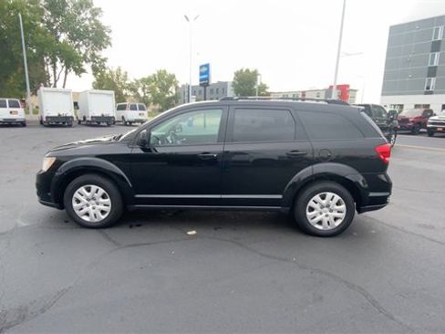 Used 2019 Dodge Journey SE w/ Connectivity Group image 5