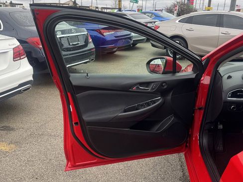 Used 2016 Chevrolet Cruze LT image 14