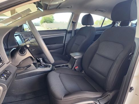 Used 2018 Hyundai Elantra SEL FWD image 23