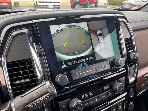 Used 2024 Nissan Titan Platinum Reserve w/ Moonroof Package image 22