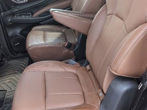 Used 2023 Subaru Ascent Touring AWD/4WD image 10