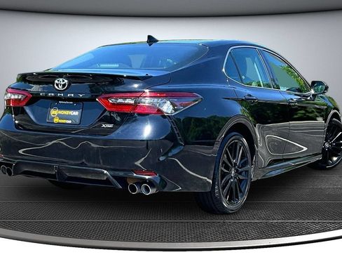 Used 2024 Toyota Camry XSE FWD image 6