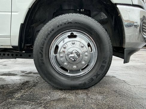 Used 2024 RAM 3500 Tradesman w/ Towing Technology Group image 28