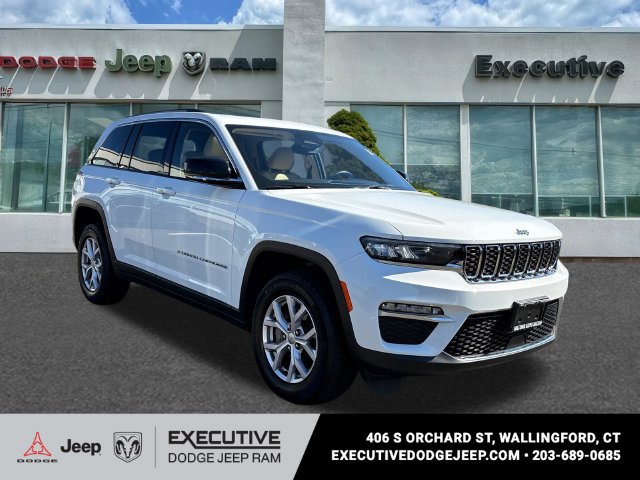 Used 2022 Jeep Grand Cherokee Limited AWD/4WD image 5