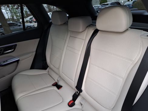 New 2026 Mercedes-Benz GLC 300 4MATIC image 14
