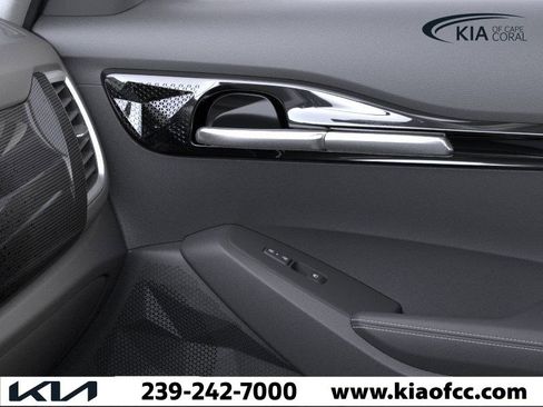 New 2026 Kia Seltos S image 25