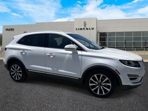 Certified 2019 Lincoln MKC Reserve w/ MKC Technology Package FWD image 2