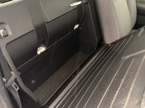 Used 2018 Toyota Tacoma SR5 image 51