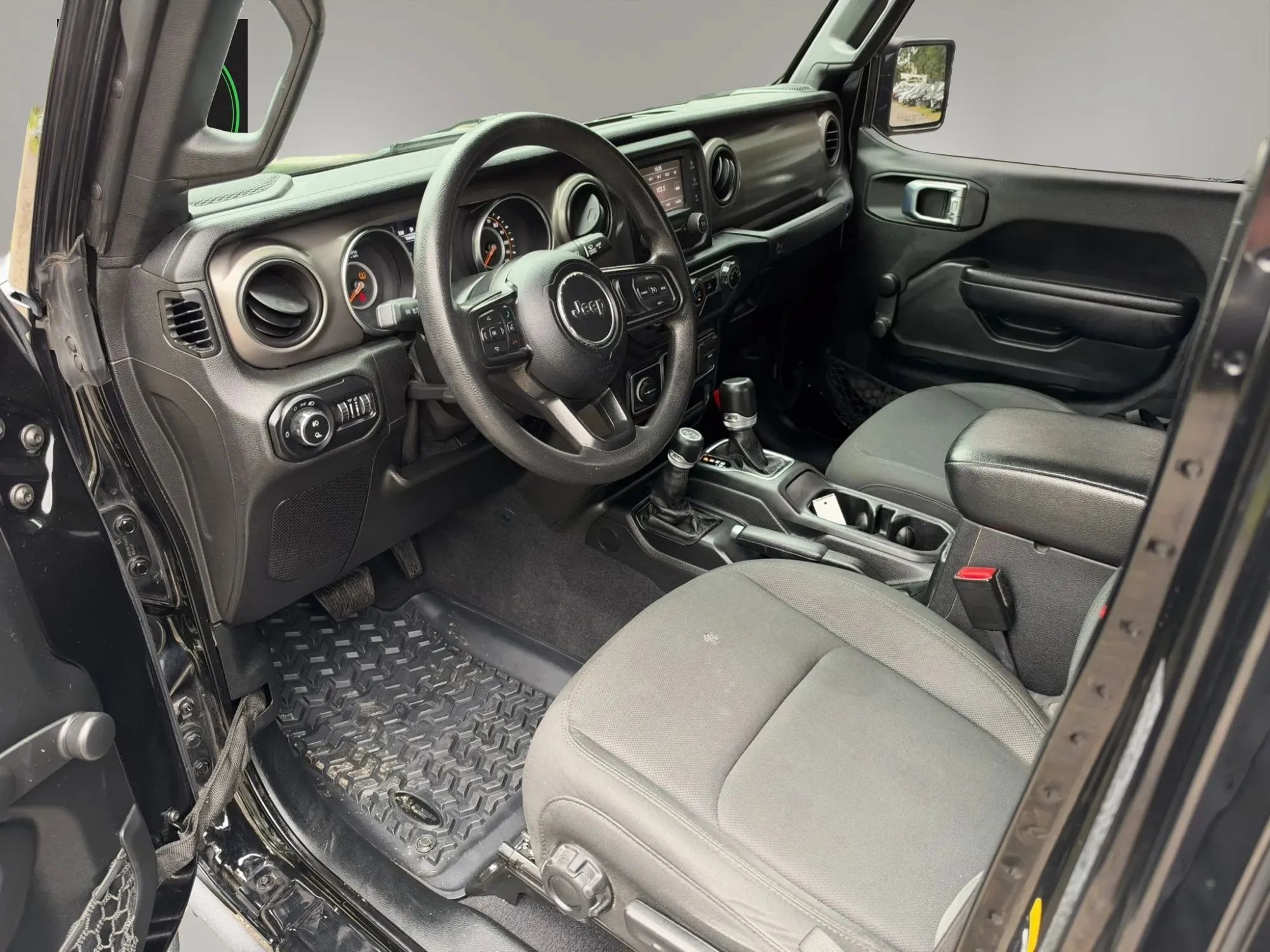 Used 2021 Jeep Gladiator Sport AWD/4WD image 13