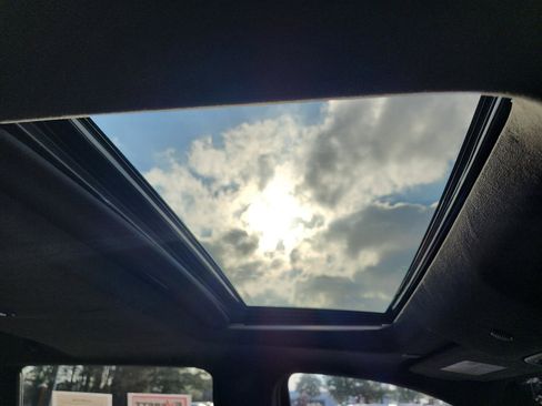 Certified 2024 GMC Sierra 2500 Denali Ultimate image 10