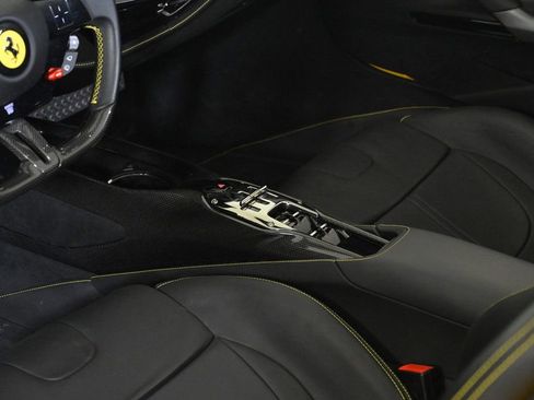 Used 2022 Ferrari SF90 Spider image 17