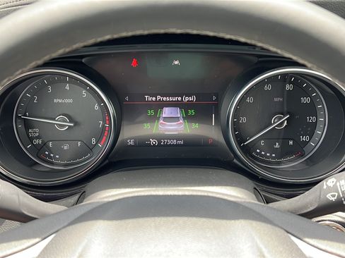 Used 2023 Buick Encore GX Preferred FWD image 24