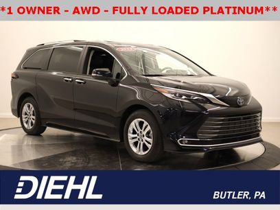 Used 2023 Toyota Sienna Platinum