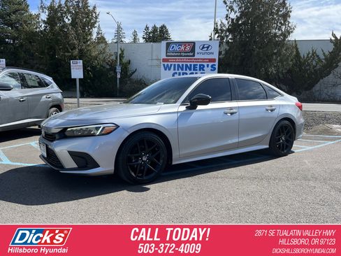 Used 2022 Honda Civic Sport image 1