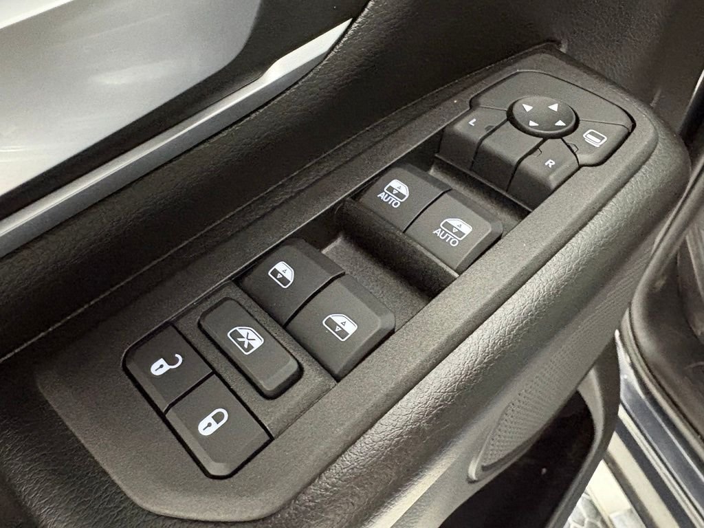 Used 2025 RAM 1500 Big Horn AWD/4WD image 19