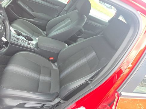 Certified 2024 Honda Civic Sport image 10