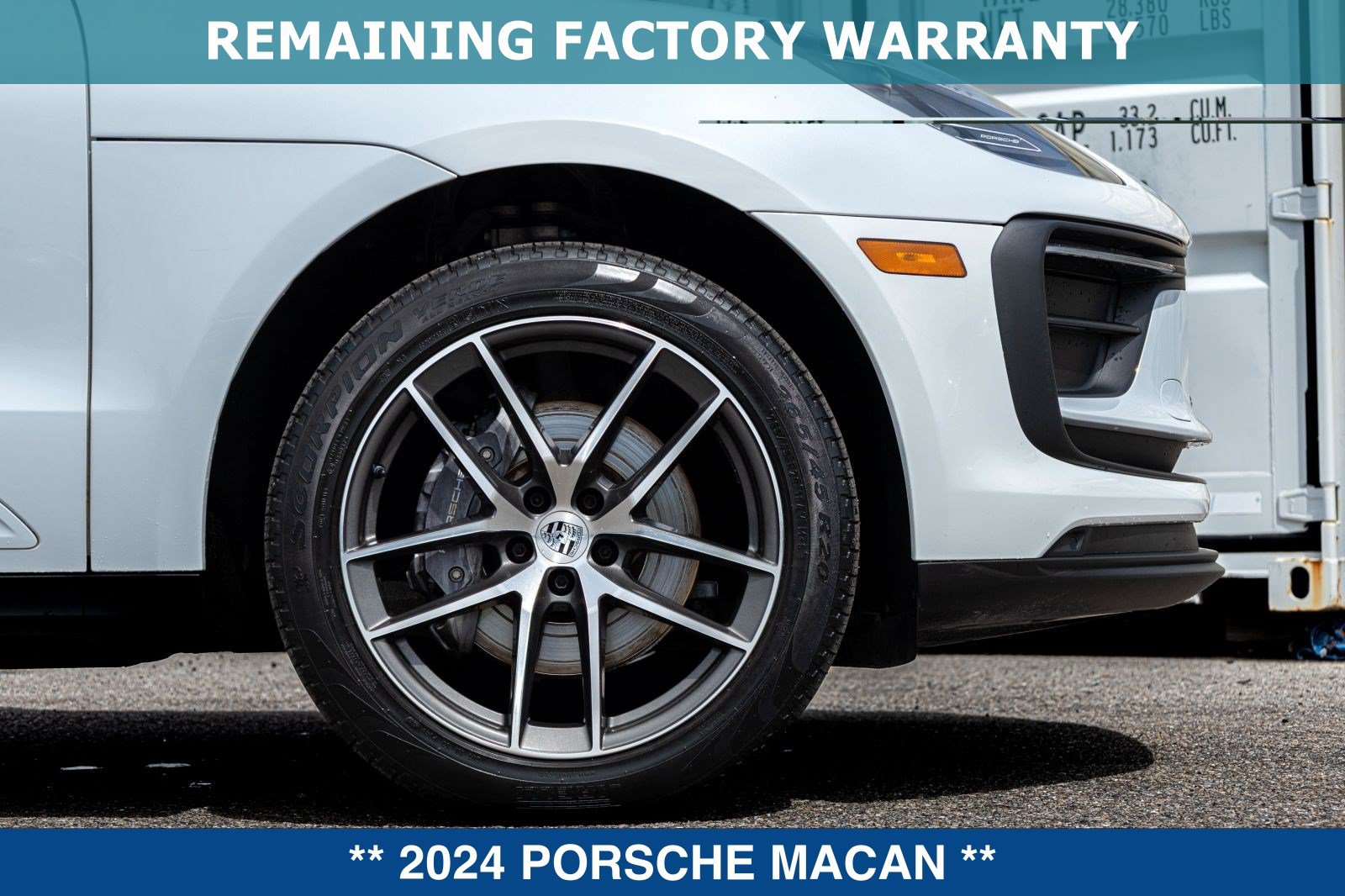 Used 2024 Porsche Macan AWD/4WD image 17