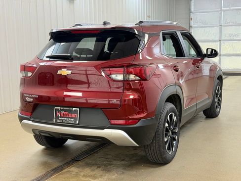 Used 2023 Chevrolet TrailBlazer LT FWD image 5