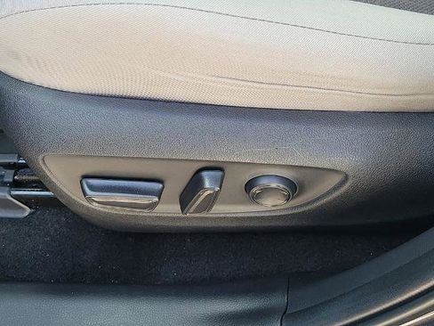 Used 2023 Toyota RAV4 XLE w/ Convenience Package image 25