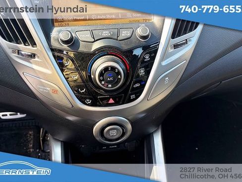 Used 2012 Hyundai Veloster w/ Style Pkg FWD image 15