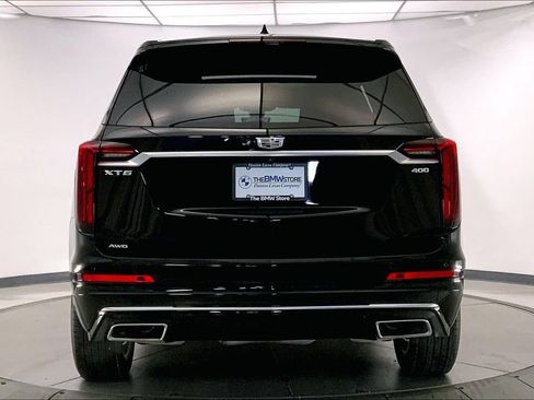 Used 2024 Cadillac XT6 Premium Luxury w/ Technology Package AWD/4WD image 3