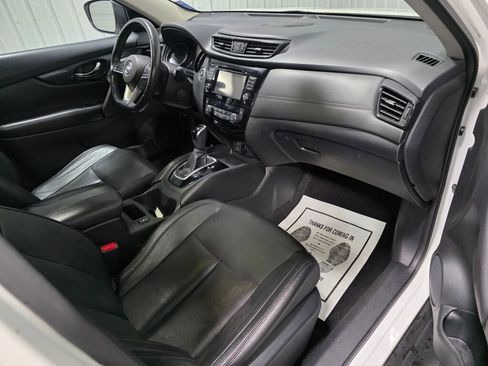 Used 2017 Nissan Rogue SL w/ SL Premium Package AWD/4WD image 7
