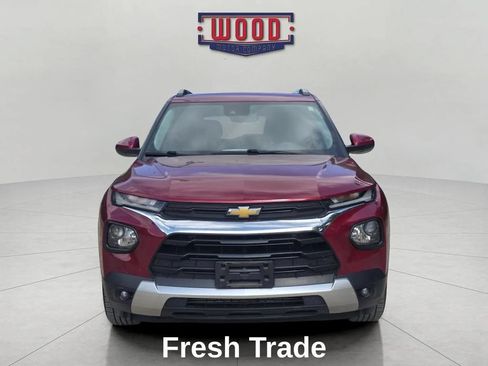 Used 2021 Chevrolet TrailBlazer LT w/ Convenience Package FWD image 2
