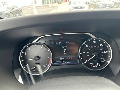 Used 2026 Nissan Frontier SV w/ All-Weather Content Package AWD/4WD image 45