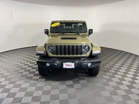 Used 2026 Jeep Gladiator Sport AWD/4WD image 2