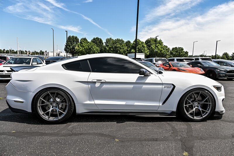 Used 2017 Ford Mustang Shelby GT350 w/ Electronics Package RWD image 10