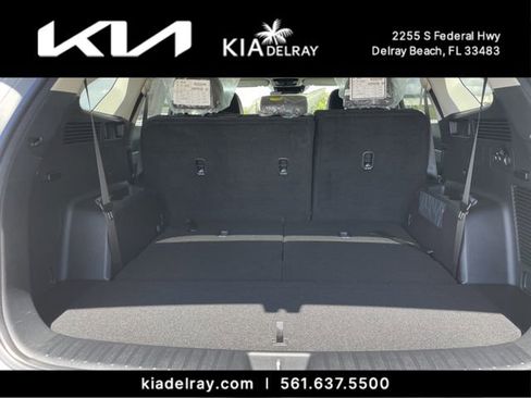 New 2026 Kia Sorento S image 9