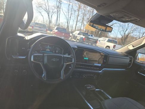 Used 2024 Chevrolet Silverado 1500 RST w/ Convenience Package II image 21