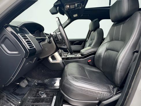 Used 2018 Land Rover Range Rover Supercharged image 16